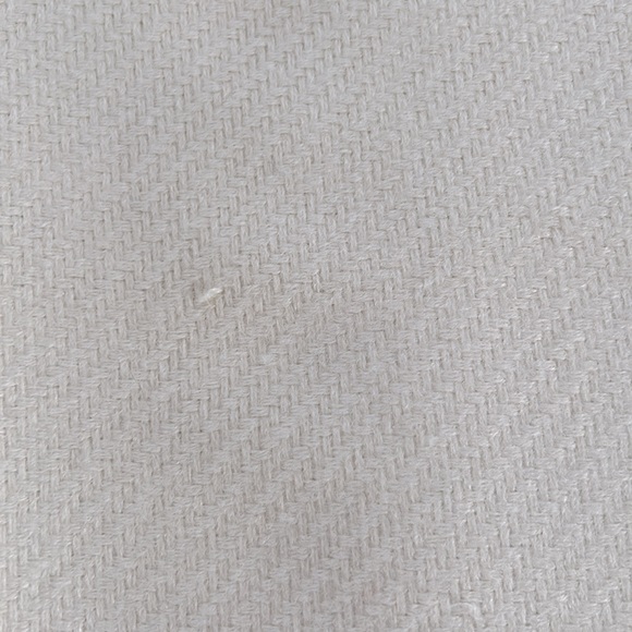 ABERCROMBIE & FITCH Shawl one size has pockets and fringe - Picture 6 of 8